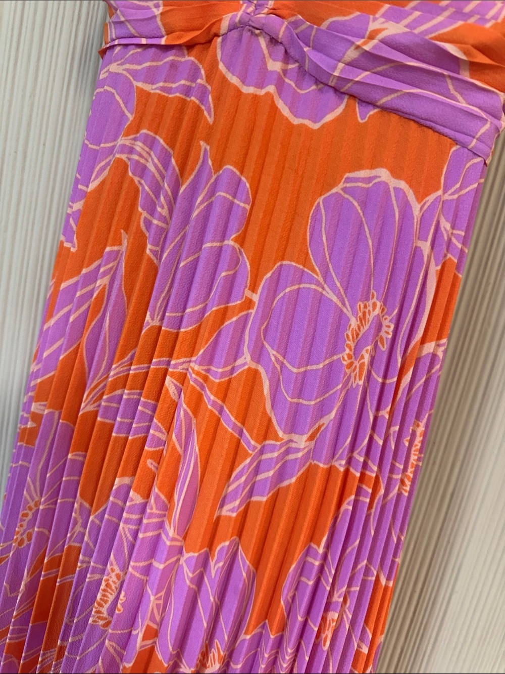 ASTR Blythe Pleated Dress Floral Maxi Dress in Purple and Orange - Picture 2 of 10